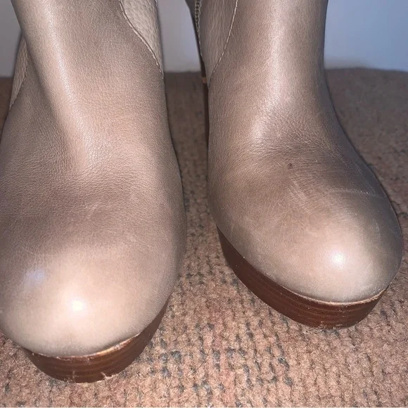 Gianni Bini Tan Leather Ankle Booties Bows - Picture 8 of 14